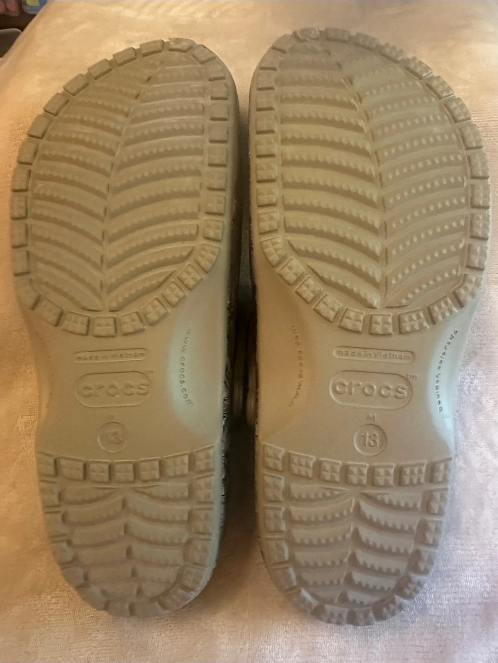 CROCS Men’s Camo Slip-On Clogs in Green and Brown